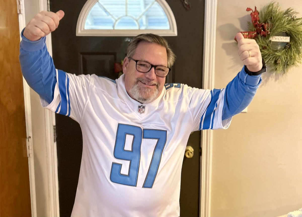 My dad in 2008 vs. my dad now. Always the biggest fan of his @Lions Super Bowl? YES WE CAN!! #DetroitLions #AllGrit