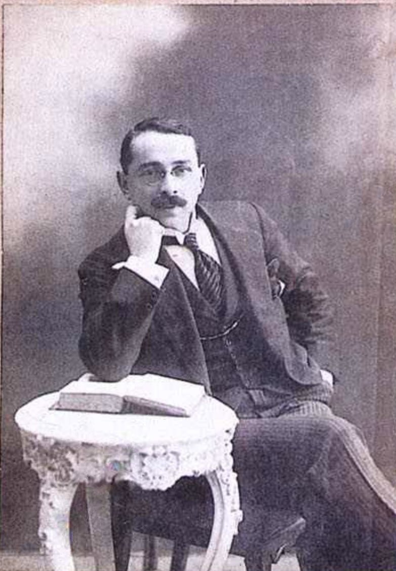 28 Ocak 1921'de katledilen #MustafaSuphi ile yoldaşlarını UNUTMADIK! 'Yandı 15 yaramdan 15 alev, kırıldı göğsümde 15 kara saplı bıçak...' #NazımHikmet