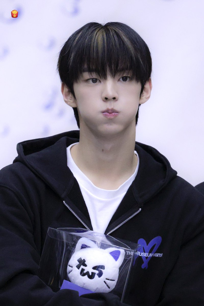 dohoonff's tweet photo. 240125 
#tws #투어스 #도훈 #dohoon https://t.co/BZxdyNYaZ5