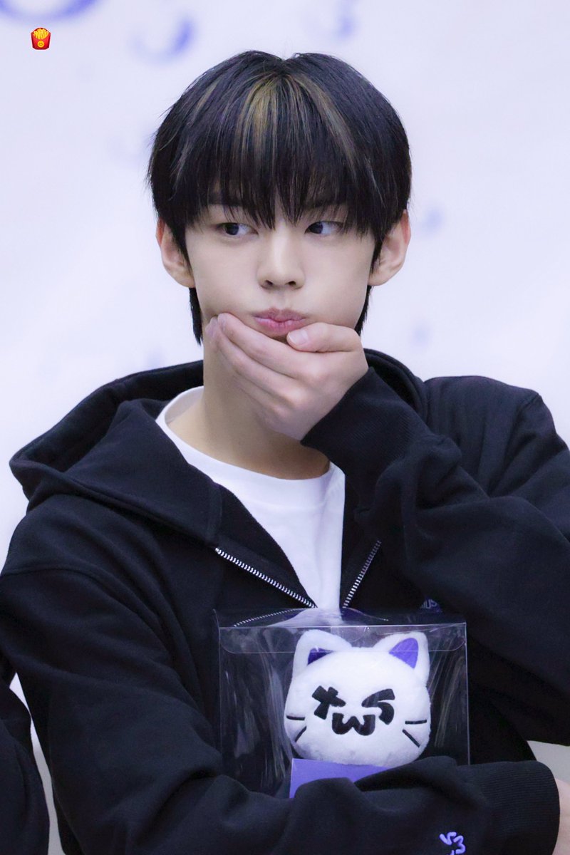 dohoonff's tweet photo. 240125 
#tws #투어스 #도훈 #dohoon https://t.co/BZxdyNYaZ5