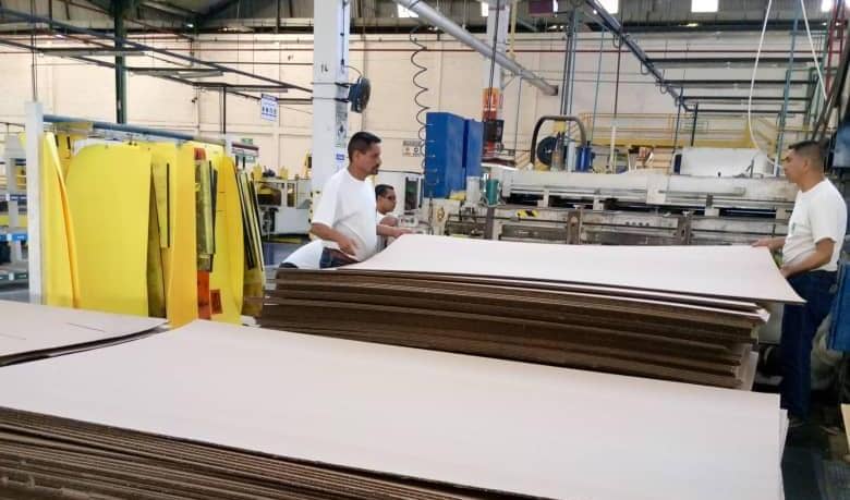 Para mantener sus niveles productivos óptimos, <a href="/CARTOVEN_VE/">Cartón de Venezuela, S.A</a> evaluó su maquinaria y ejecutó planes correctivos y preventivos, aumentando las cifras anuales de rendimiento, pasando de producir 449 a 1080 toneladas en las divisiones de Molino.

#PuebloEstableDePaz