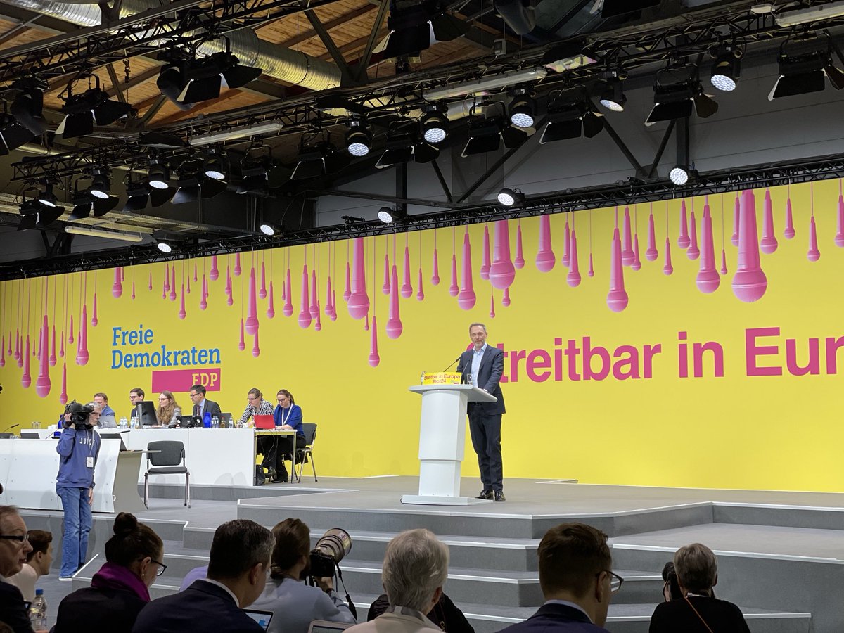 Dr. Kathrin Meyer-Pinger (@k_meyerp) on Twitter photo Das Team der <a href="/FDP_LSA/">FDP Sachsen-Anhalt</a> zum #EPT24 Die Ergebnisse gibt es unter: fdp.de/wahlergebnisse…
#StreitbarInEuropa #EPT24 #FürDieFreiheit #FürEuropa Das Team der <a href="/FDP_LSA/">FDP Sachsen-Anhalt</a> zum #EPT24 Die Ergebnisse gibt es unter: fdp.de/wahlergebnisse…
#StreitbarInEuropa #EPT24 #FürDieFreiheit #FürEuropa