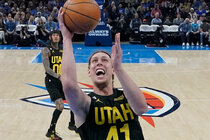judykando's tweet photo. TRAVEL

Looking for a Slam-Dunk Place to Eat? Just Ask an N.B.A. Player.
The best basketball players on the planet travel regularly, embrace local cultures and have deep pockets — making them very credible reviewers of restaurants across the country. https://t.co/bVn3N2a7W8