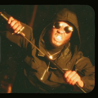 KyronSwain's tweet photo. #NewProfilePic https://t.co/8085L5IeZW