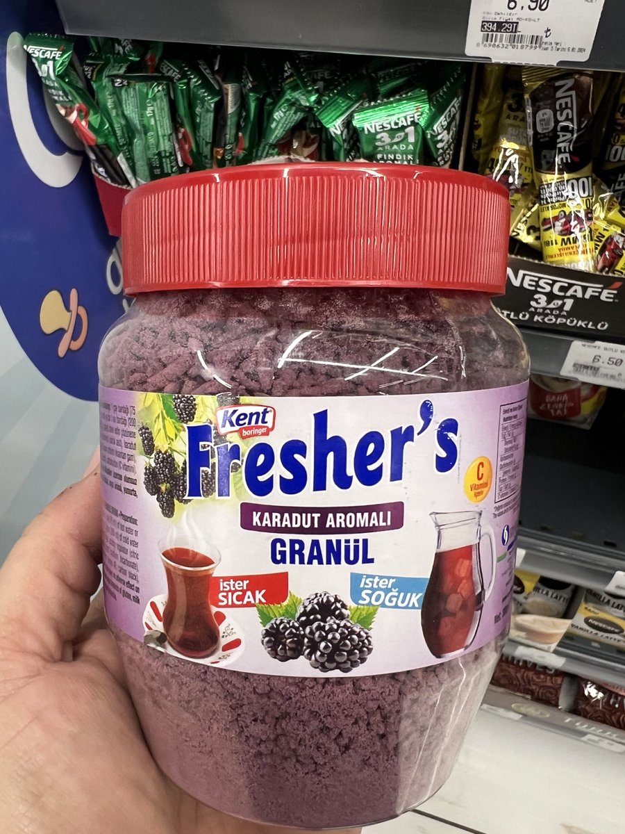 Ülkemizde birçok markette karşımıza çıkan Fresher's markalı bu granül içecek tozu içeriğinde çocukların aktivite ve dikkatlerini olumsuz etkileyen Ponzo 4R ve Karmosin isimli azo boyalar yer alıyor.
Sağlığınız bu ürünler kadar ucuz mu?
Düşünmeden, almayın.
#NeİçtiğiniziBilin
