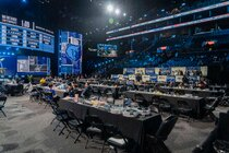 JSo6613's tweet photo. BASKETBALL

After Midnight at the N.B.A. Draft, Dreams Still Come True
The crowds had thinned by the second round, but several players lingered in the stands waiting to hear their names called. Dozens of fans waited to cheer them on. https://t.co/WmRT6MBTDW