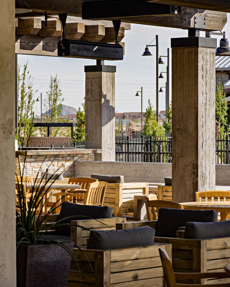 Slow Sunday. We're here for it. Who else is taking it easy today? #skyecanyonlife