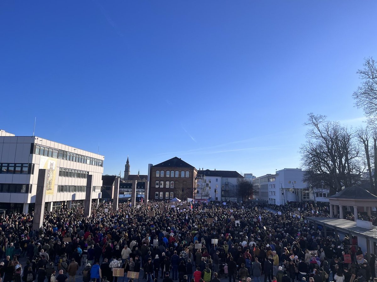 #Ludwigsburg #RegionStuttgart 7000. Stabil für #Demokratie #NeverAgainIsNow #Wirsindbunt