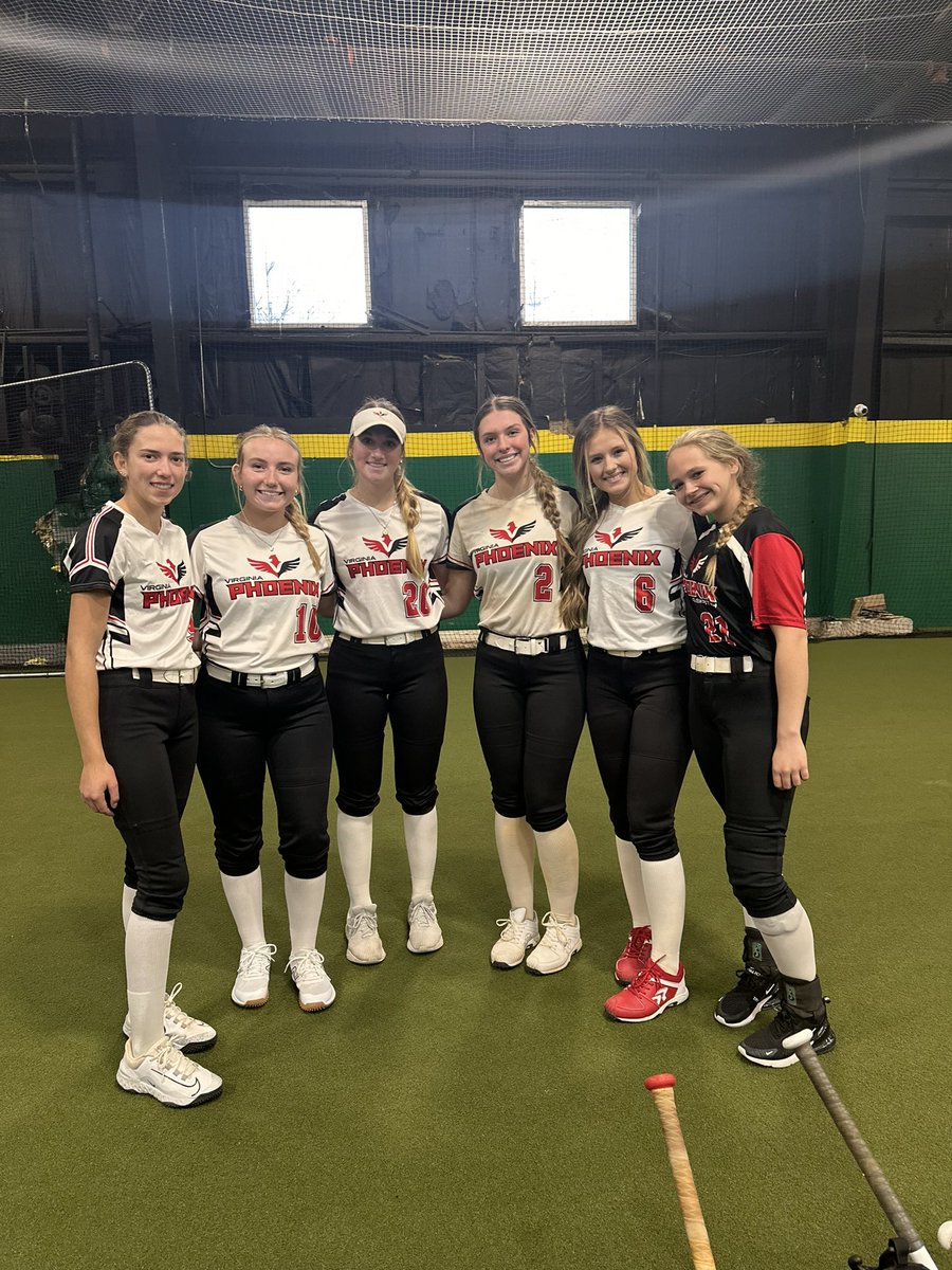 AddisonClark26's tweet image. Great camp day yesterday at @ETSUSoftball. Lot of great drills and even some live play, thank you @CoachmilliSB and all the players and staff for having us!