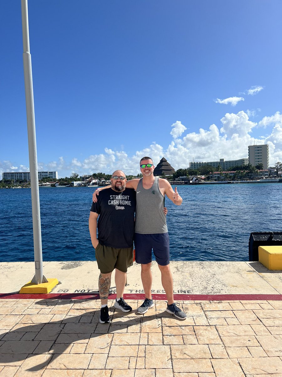 ThatWrestlePod's tweet image. Jason and Kevin made it to Mexico! Will they make it back? Find out Friday on the new podcast! #JerichoCruise #FiveAlive