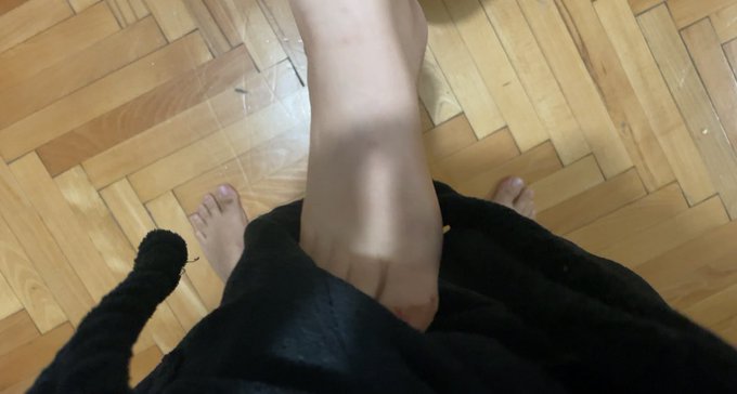 New video for sale has been added to C4S.  #feet #bigfeetgirls #footjob #nylon  @BossBihGoddess @HOSoles<a href="/tag/feet"class="tags">#feet</a><a href="/tag/nylon"class="tags"><span>#nylon</span></a><a href="/tag/footjob"class="tags"><span>#footjob</span></a><a href="/tag/bigfeetgirls"class="tags"><span>#bigfeetgirls</span></a>