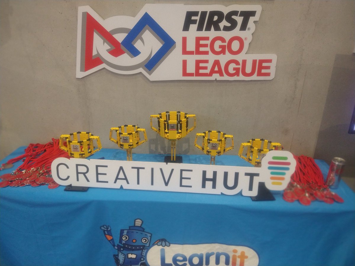 First Lego League Cork finals are now over. Congratulations to all teams! Great fun! Blarney Brickbusters from Blarney Scoil Mhuire will represent Cork at the All-Ireland final. Best of luck!  <a href="/EngineeringUCC/">Engineering@UCC</a> <a href="/SEFSUCC/">SEFS@UCC</a> <a href="/Qualcomm/">Qualcomm</a> <a href="/Learnit_Ireland/">CreativeHUT Ireland</a> @Science_Foundation_Ireland