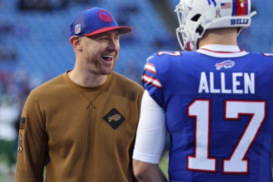 BfloFanatics's tweet photo. BREAKING: The #Bills have officially named Joe Brady their OC, per @rapsheet. https://t.co/H37QyzwYpr