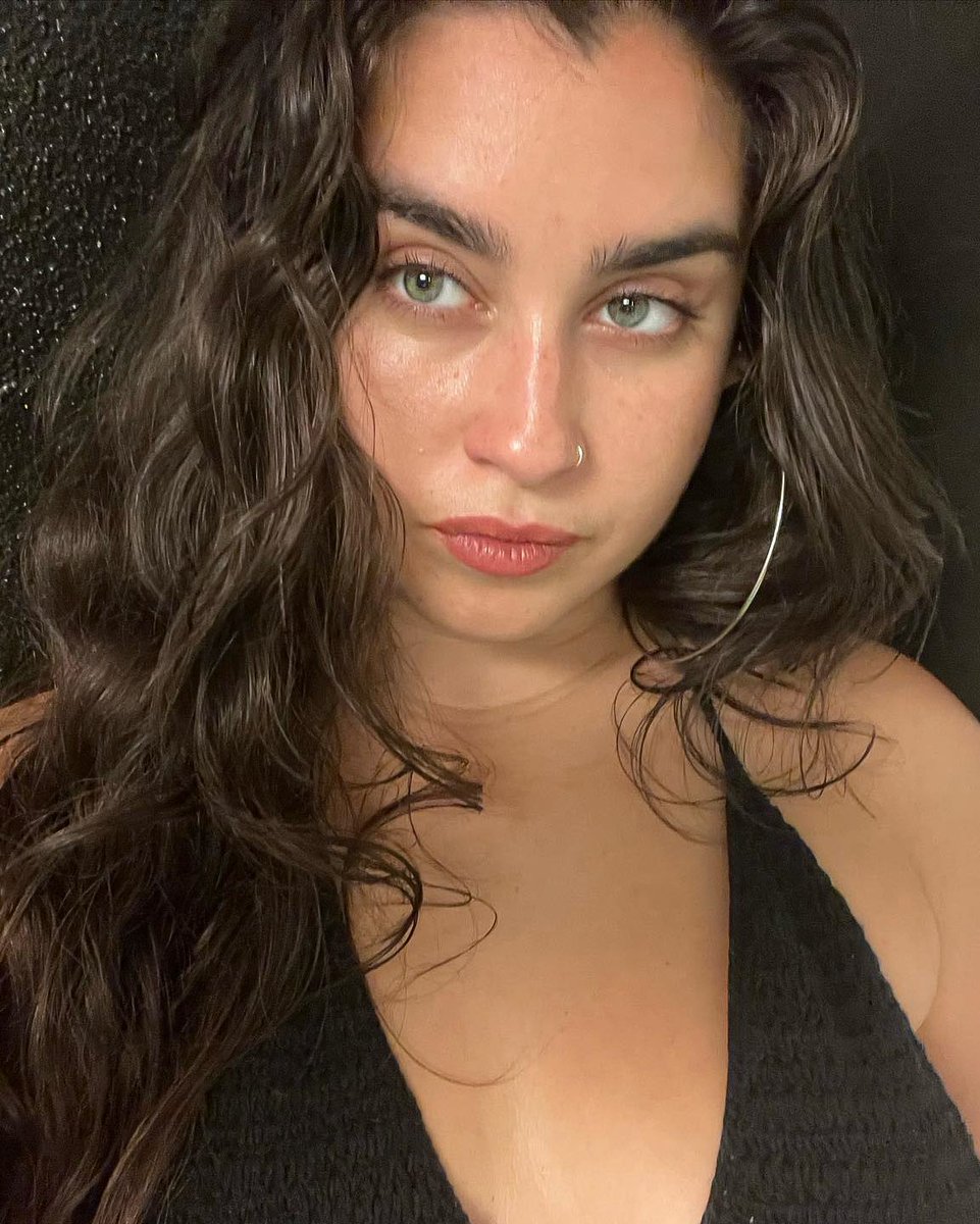 powerlaurenpics's tweet photo. https://t.co/h9B6pM0QSv
