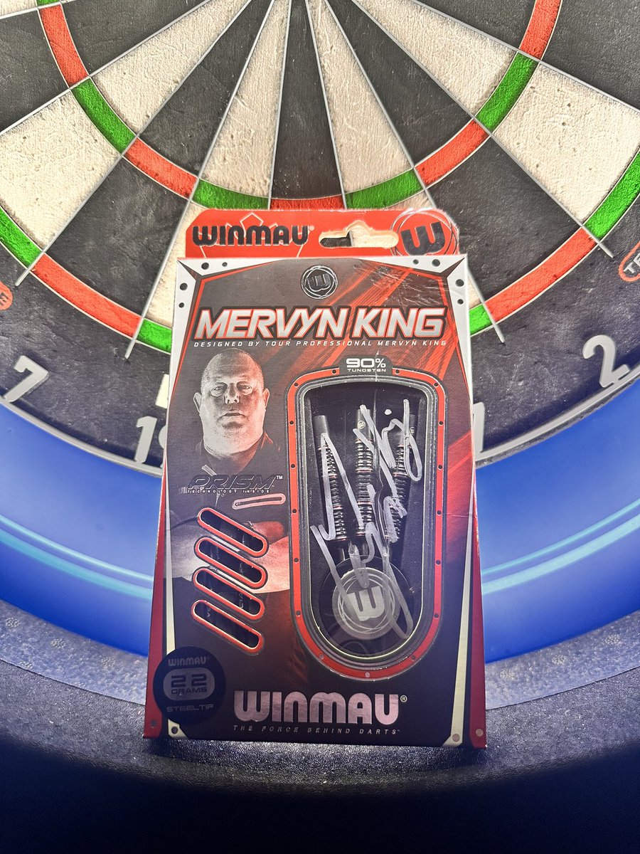 JackBowman180's tweet image. ‼️ Sunday Evening Raffle ‼️ 

Courtesy of @Dartsshopsth we bring you a Sunday evening raffle! 

- Mervyn King Signed @Winmau 22g Darts 

(1-60) £1 per number 

PayPal: jackbowmangolf@gmail.com (friends &amp;amp; family) 
Bank: 51-70-19 80098533 (please use name as reference) 

Good luck