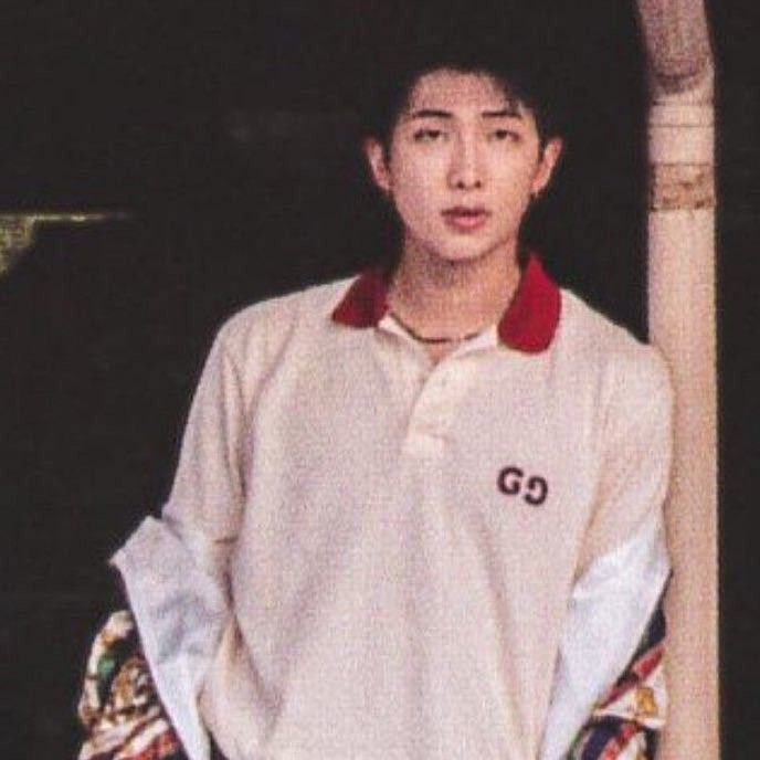 EB0YRM's tweet photo. 90's boyfriend namjoon https://t.co/wgAlETEhtQ