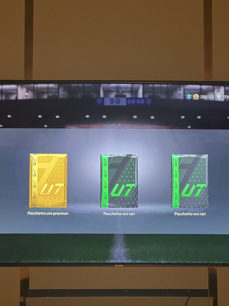Reignaccount1's tweet photo. #eafc24 DISGUSTING…this is the rewards fot WINNING #draft online #fut #scam #boycottea https://t.co/e7nJzabWH7
