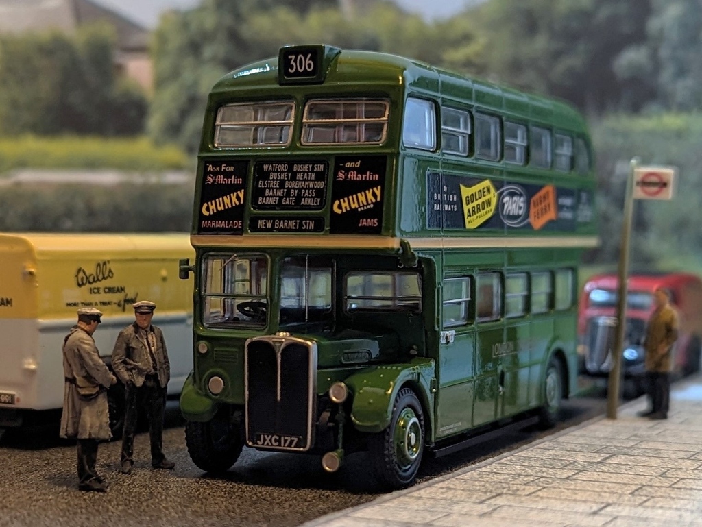 Modelu3d's tweet photo. A big thank you for this image goes out to Richard Nardi. Here we can see the bus crew paused for a moment while waiting at the bus stop. Would you be interested in seeing us produce some more bus crews?
Featured products:
1301 Bus Driver
1302 Bus conductor
#modelu #tmrguk https://t.co/Ic9f5JU5HB