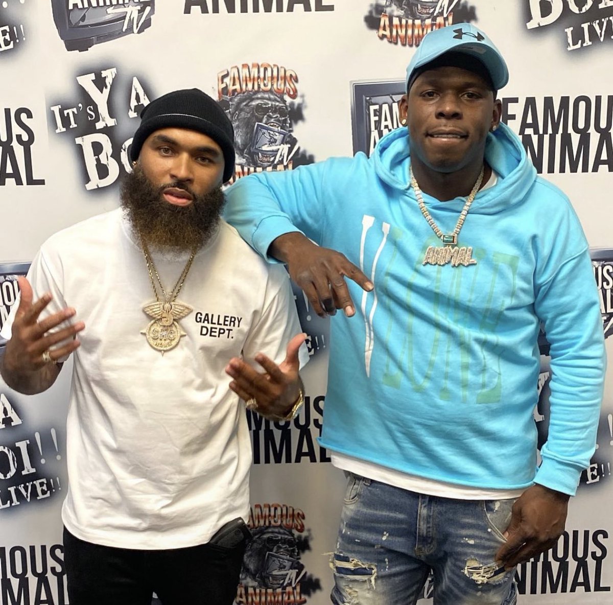 “Famous Animal” flow on pump 3 and that’s a fact tho 💯

open.spotify.com/track/0rOVyyuF…

#BigHomieSho #FamousAnimal <a href="/famousanimaltv/">Famousanimaltv</a> #NahFR