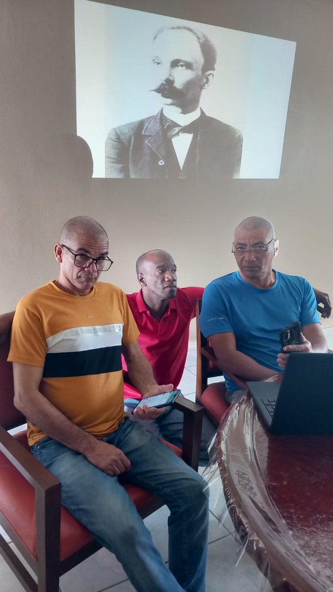 Desde la isla de Ábaco 🇧🇸 participando en el Taller Literario en Homenaje al 171  aniversario del Natalicio del Apostol Cubano 🇨🇺 José Martí #MartiViveEntreNosotros @BahamaEducators