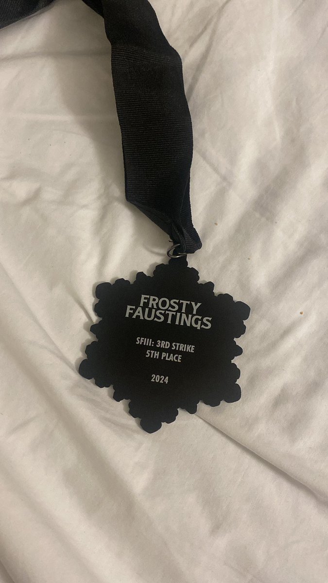 Got my first medal in a fighting game ever. Shit make me feel like chris chan frfr