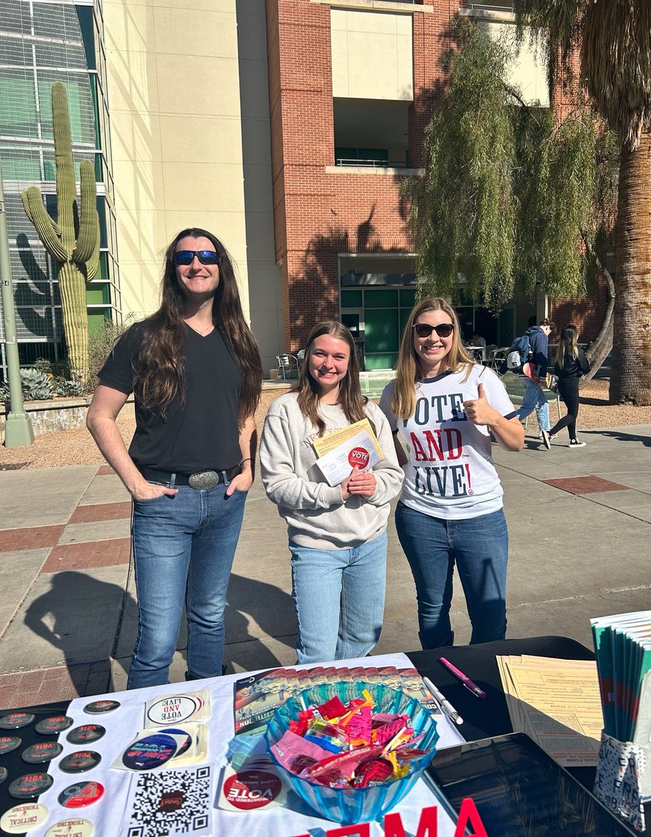 realamber_k96's tweet photo. It has been a pleasure working with @ScottPresler; his work is absolutely inspiring. We had 7+ students from the University of Arizona register to vote in Tucson this past week. Arizona is worth fighting for ❤️🏜️🇺🇸 

#voteandlive 🗳️ #turningpointusa #registertovote https://t.co/Ti5BLfwx1y