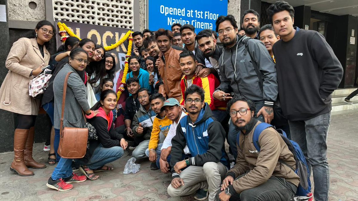 TeamDevFC's tweet image. প্রিয় সুপারস্টারের ইন্ডাস্ট্রিতে ১৮ বছর পূর্তিতে Devian-দের উদযাপন ❤️🫶🏻
@idevadhikari
#18YearsofDev #Dev