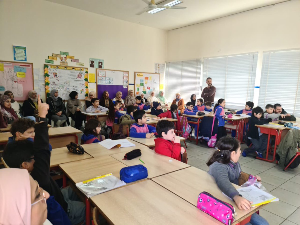 Let’s elevate our connection together at Dawha Makassed School!🤩
#InternationalDayOfEducation 
<a href="/soha_nj/">Soha Najem</a> <a href="/makdawhaschool/">Makassed Dawha School</a> <a href="/NouraYehia9/">Noura Yehia</a>