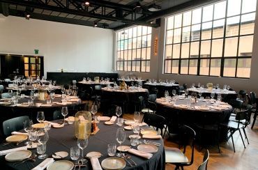 Si quieres organizar una presentación comercial o de producto, reunión de equipos o cualquier evento similar, habla con nosotros. Somos especialistas buff.ly/2Vcwn0F