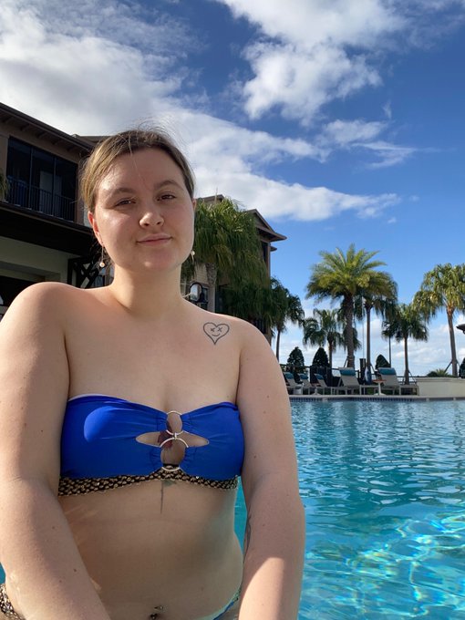 Getting back home tomorrow morning, got stuck in Florida for 1 more day 🥺 I&rsquo;ll be on MFC around 5pm central