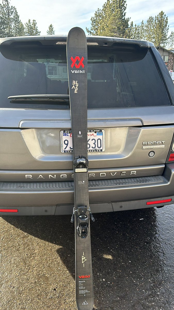 DocMalibu's tweet photo. Ready ❄️
#NewSticks https://t.co/G9RKN2Rb92