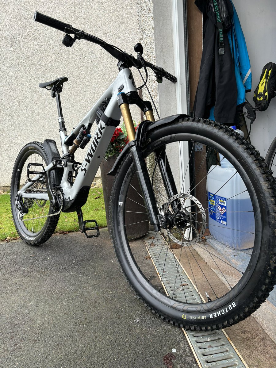 Inspired by @Absolutemtb1 I even cleaned the chariot post Glentress.