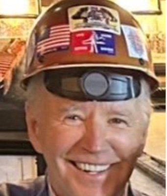 TheCCShowcast's tweet photo. I have worn many hats in my lifetime. I have had many different types of jobs. I even wore a hard hat quite a few times.
But one thing is for sure. I NEVER wore a hard hat like this.
#BidenIsALoser https://t.co/FNGRHjZXHs