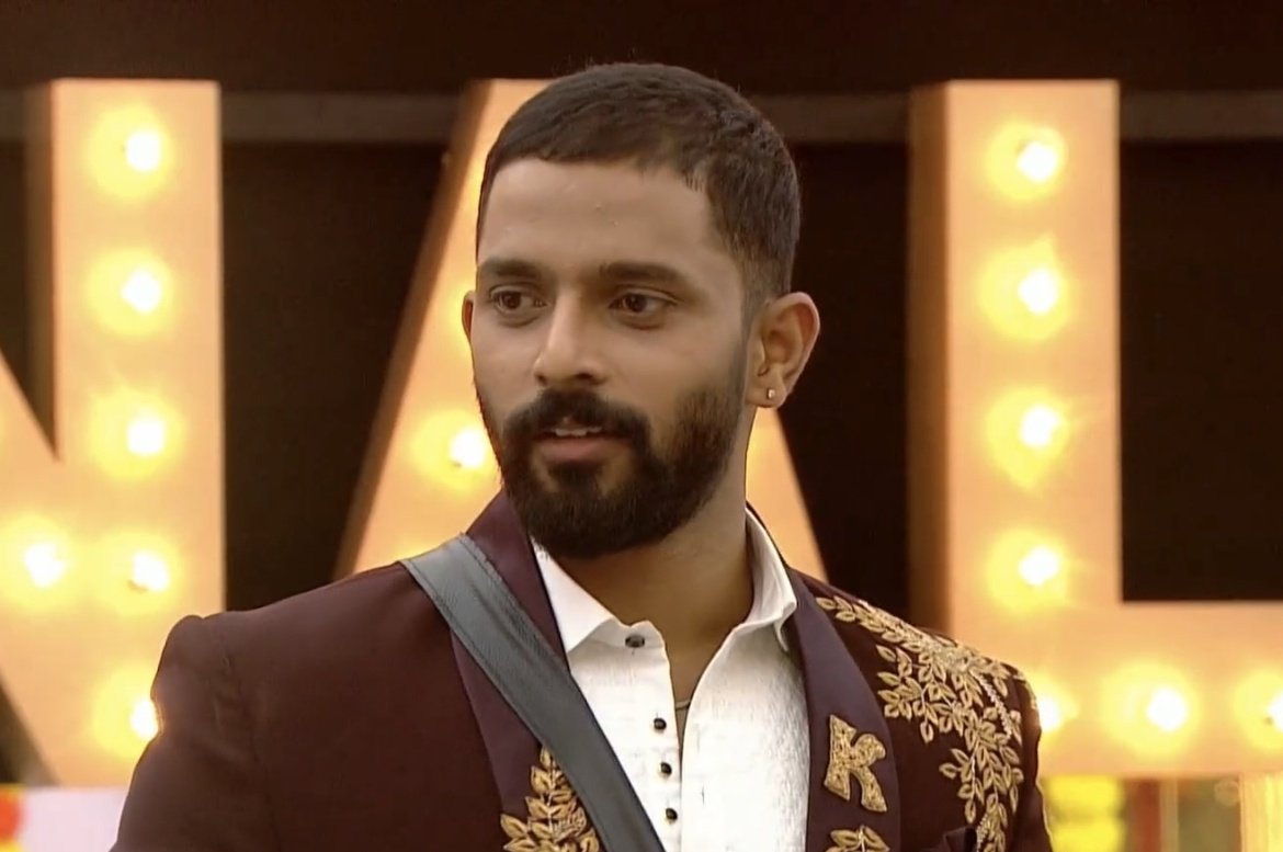 _Gagan_tweetz's tweet image. Congrats #KarthikMahesh 🏆👏💥

#BBKSeason10 #BBK10 #BBK10Finale