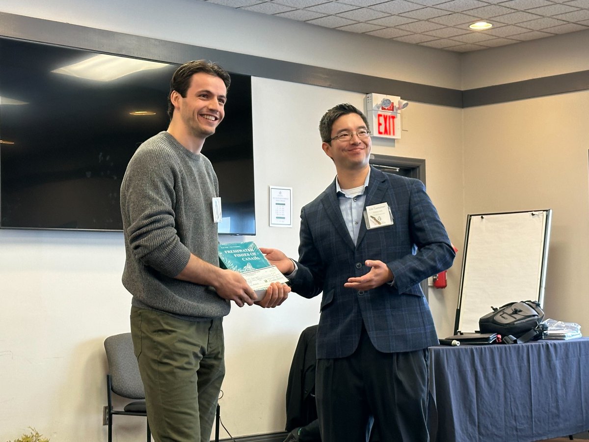 Graham Raby (@graham_raby) on Twitter photo Well done to MSc student <a href="/MitchellShorgan/">Mitchell Shorgan</a> (working w/ <a href="/fisk_lab/">Fisk Lab</a> and me) for winning the Crossman Award for best student talk at @afs_oc! Seen here receiving the award from Erik Tuononen (twitterless).
Photo by <a href="/bradhowelll/">Brad Howell</a> Well done to MSc student <a href="/MitchellShorgan/">Mitchell Shorgan</a> (working w/ <a href="/fisk_lab/">Fisk Lab</a> and me) for winning the Crossman Award for best student talk at @afs_oc! Seen here receiving the award from Erik Tuononen (twitterless).
Photo by <a href="/bradhowelll/">Brad Howell</a>
