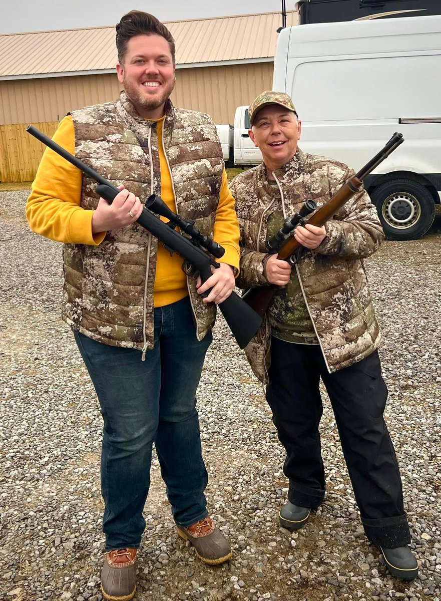 McClellandShane's tweet image. Went squirrel hunting on a day when most squirrels apparently had business in other woods.

It was an amazingly fun day even if we didn’t end it by making squirrel gravy.