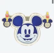 《交換》ディズニー ピンコレクション ピンバッジ 窓シリーズ　
PIN COLLECTION
TO THE WORLD OF YOUR DREAMS 

譲→チップ デール
求→画像２、ミッキー

都内手渡しは日にちにより可能。又は郵送でのお取引をお願い致します。
