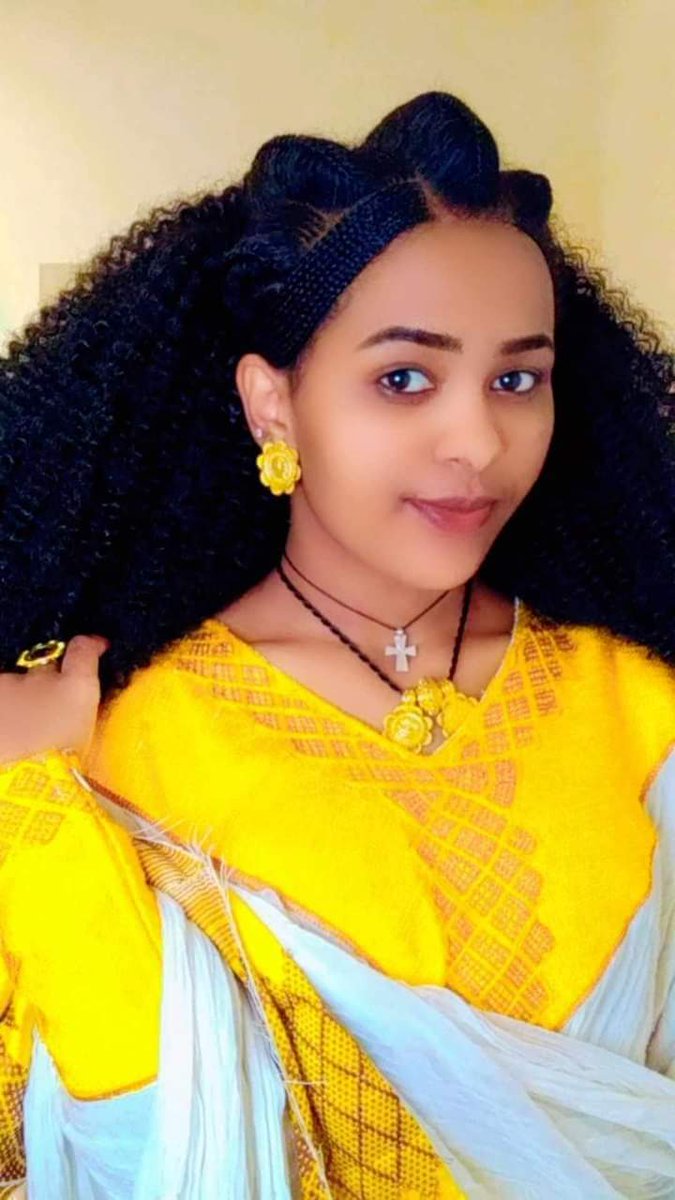 እንኳዕ ተወለድኪ መፃኢ ዘመንኪ ብሩህ 

ደሙቅ ይኩን   ኣብዚሐ እየ ዝፈትወኪ 💙🙏🏼

birthday birthday to you  my🤴💙  

    🎊🎈🎉 🎂🥳

@alualu75828826 💙🤴 @Liwi_00💚  @WeykeFetek 💚