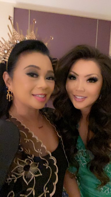 Fun times last night running around with @TiaKaiDotCom https://t.co/rAo0PtmWXL<a class="tags" href="/tag/tiakaidotcom">@tiakaidotcom</a><a href="/tag/vegas"class="tags"><span>#vegas</span></a><a href="/tag/vegasmilf"class="tags"><span>#vegasmilf</span></a><a href="/tag/filipinainvegas"class="tags"><span>#filipinainvegas</span></a>