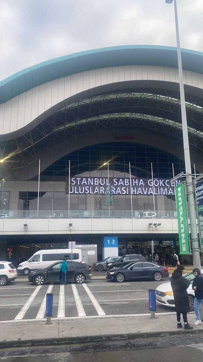 Belki hiç bir şey yolunda gitmedi ama hiçbir şey de beni yolumdan etmedi!😉