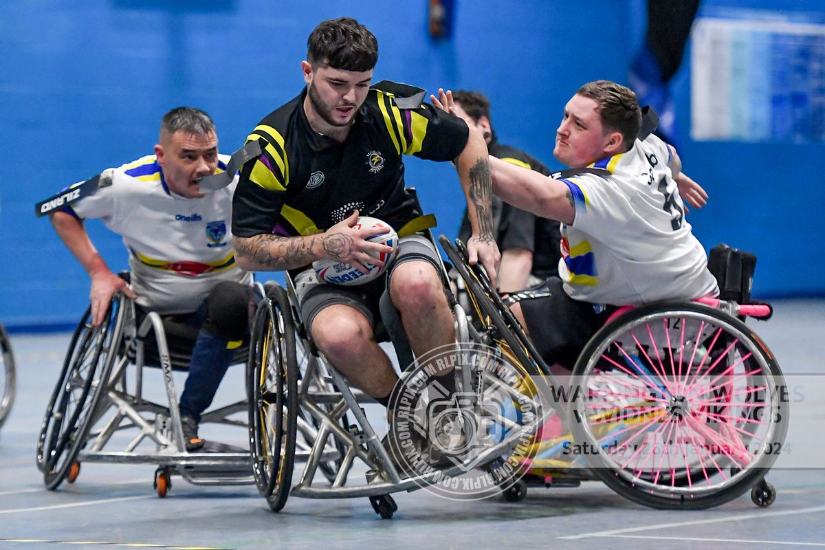 Some huge hits in the wheelchair game yesterday between @WWRLFoundation and @WidnesRL but played in great spirit, Well done to all. Great game.