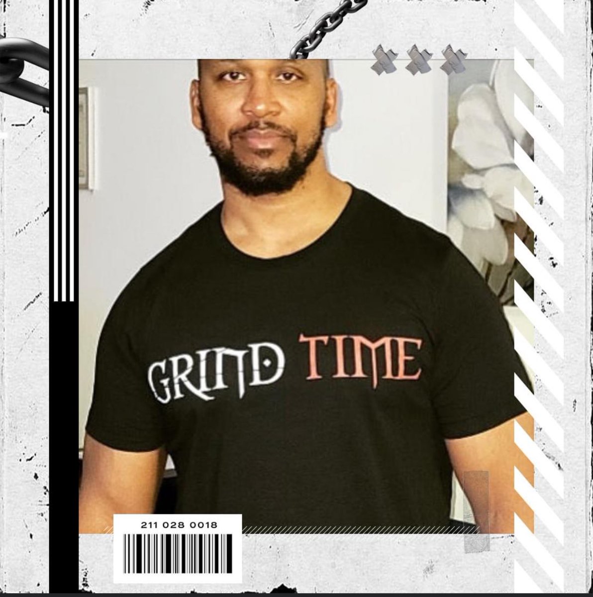 Success ain't handed to you; you gotta earn it. Grind Time - the outfit of achievers! 🏆 
. 
. 
. 
#egrindtime #streetstyle #style #streetwear #casualcool #streetwearbrand #edgystyle #trendsetter #instafashion #street #streetlook #nyweekly #lifestyle #egrindtime #urbanfashion
