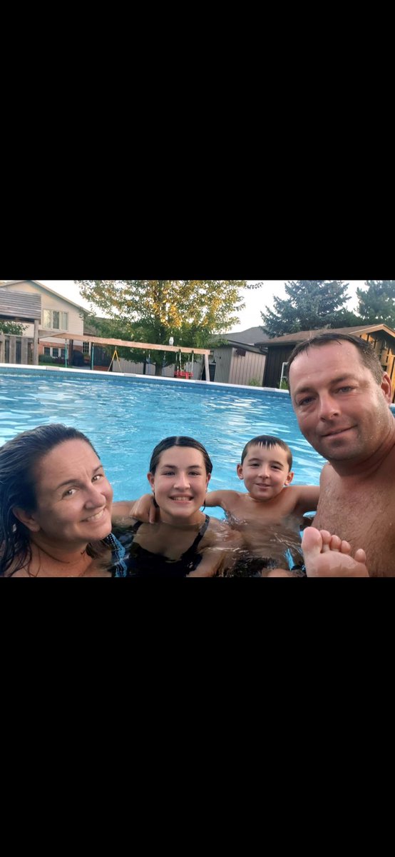 Rickcookfive's tweet image. Happy Birthday Shannon!!!!