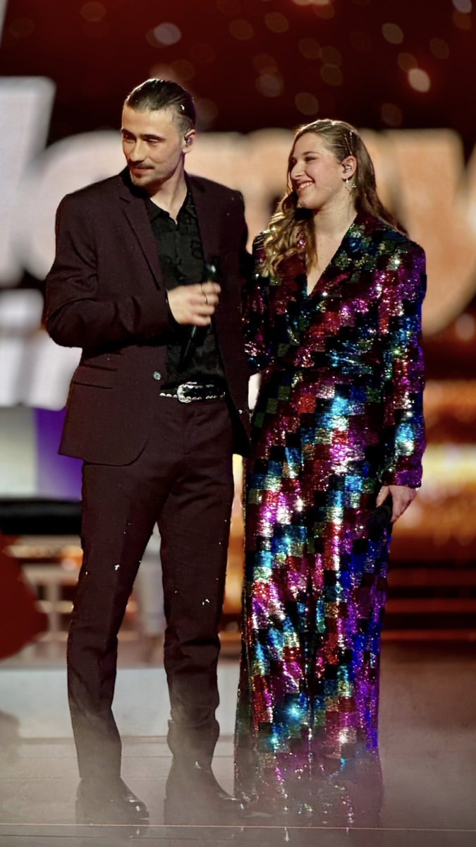 Oh wow comme dirait Pierre, la vibes qui se dégage de cette photo, des stars #StarAcademyleLive