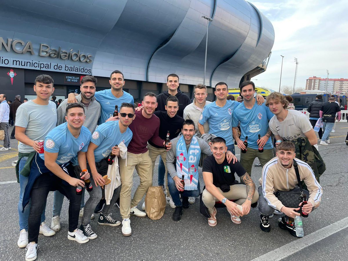 ♦️ 1ª Regional Aficionados ♦️

◻️ Nuestro primer equipo, después del exigente partido de ayer y gracias a la invitación del <a href="/RCCelta/">Celta</a> ha disfrutado durante el día de hoy del encuentro 🆚 <a href="/GironaFC/">Girona FC</a> en Vigo. 

#TodoAlRojo #TureganoCF