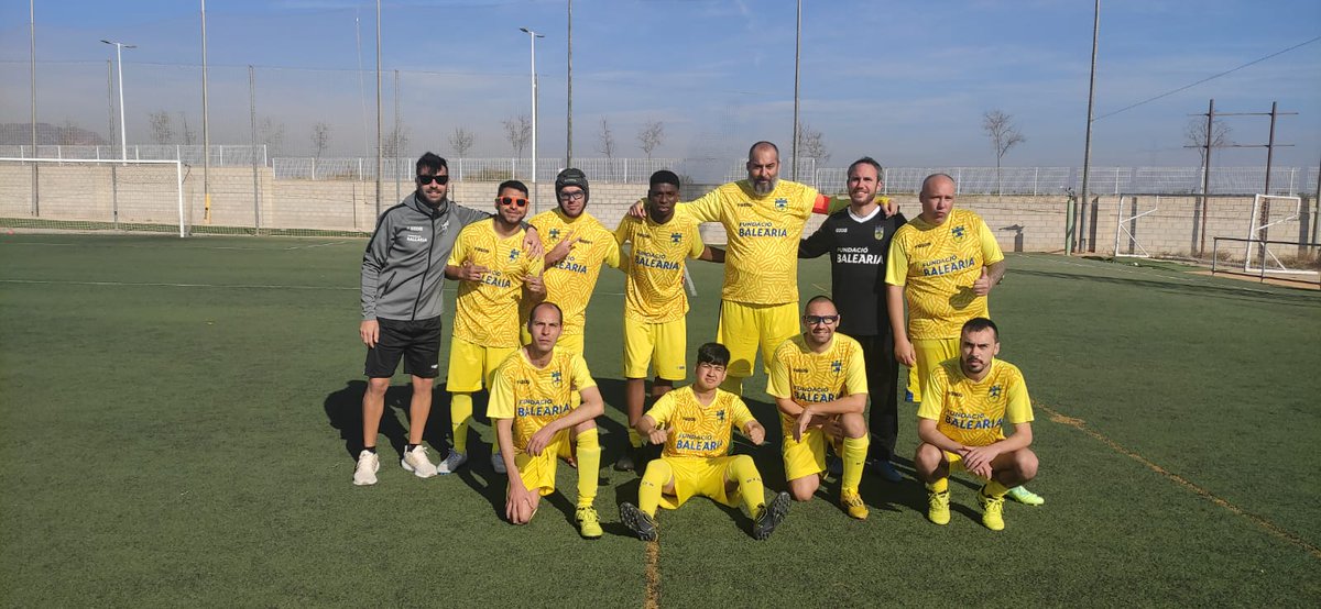 FUTBOLBASEDENIA's tweet photo. 👉PRIMERA JORNADA INCLUSIVA
FB Denia "A"  2-1 ESGLAI XATIVA
FB Dénia "A" 2-0 Aderes Burjassot
Enormes!!!

Foc en groc!!🔥💛⚽
Fundació Baleària https://t.co/zHJLGzILzd