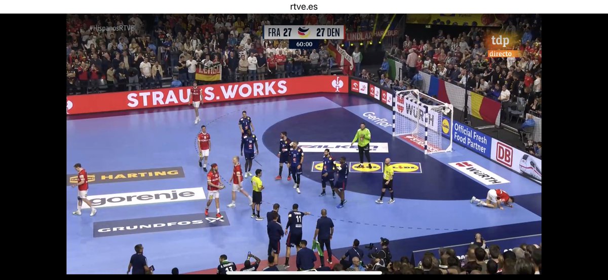 Mon vol va partir dans 5 minutes. Le timing aurait été parfait pour un match sans prolongation 😅
Dur dur d’attendre l’atterrissage pour savoir si <a href="/FRAHandball/">Equipes de France de Handball</a> décrochera la 🥇ou non 🙏🏽
Alleeeeeeeez les gars 🙈🫶🏼🇫🇷