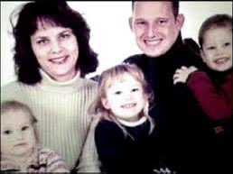 KillerInTheFamilyPod tweet media