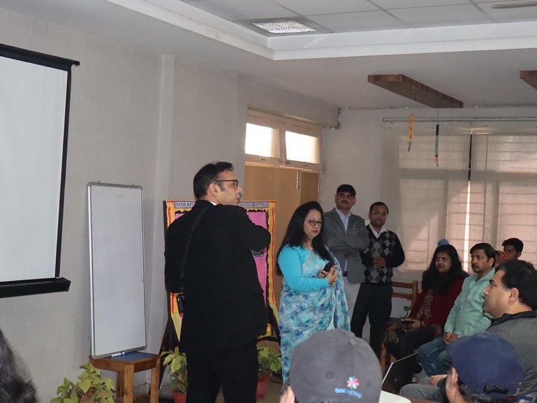 Indirapuram Public School, Crossings Republik tweet media
