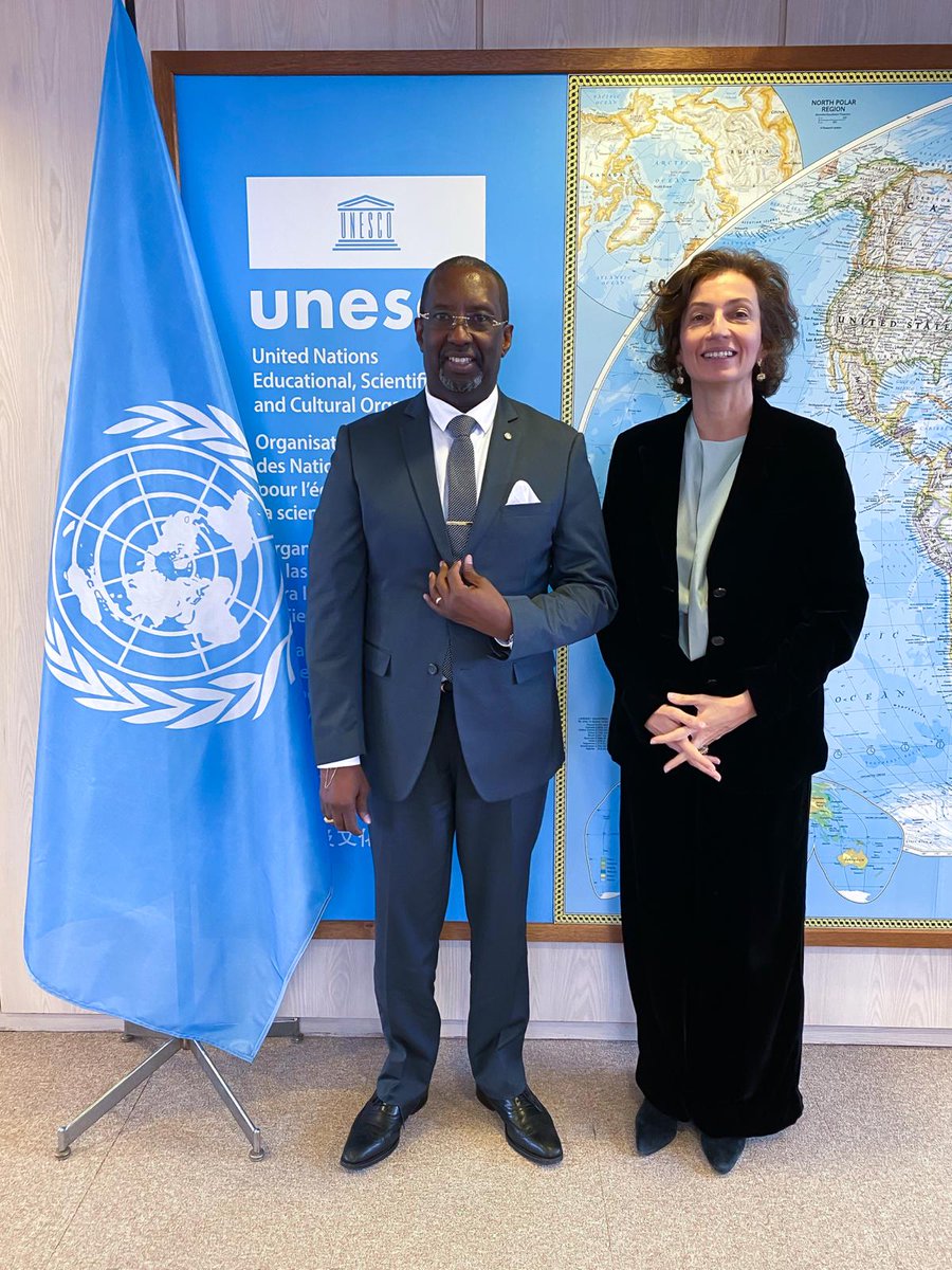 Ce jeudi 25 janvier 2024 au siège de l'UNESCO, le Ministre de la Culture, de la Jeunesse, des Sports et des Arts a été REÇU en audience par Mme Audrey AZOULAY, Directeur Général de l UNESCO.
#Gabon
#Unesco